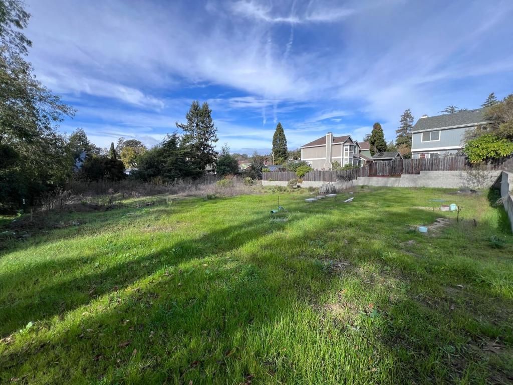 Photo of KASPIAN Court, Aptos, CA 95003 (MLS # ML82029777)