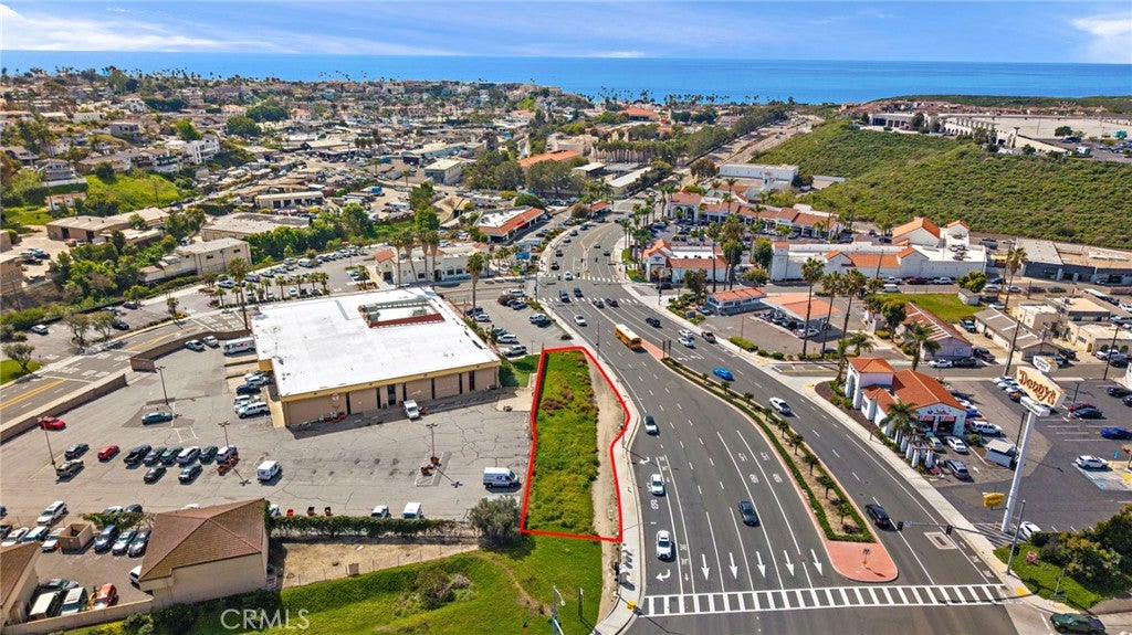 524 E Avenida Pico