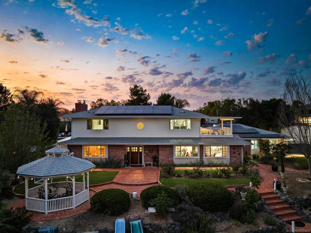 2222 Lindsay Michelle Dr