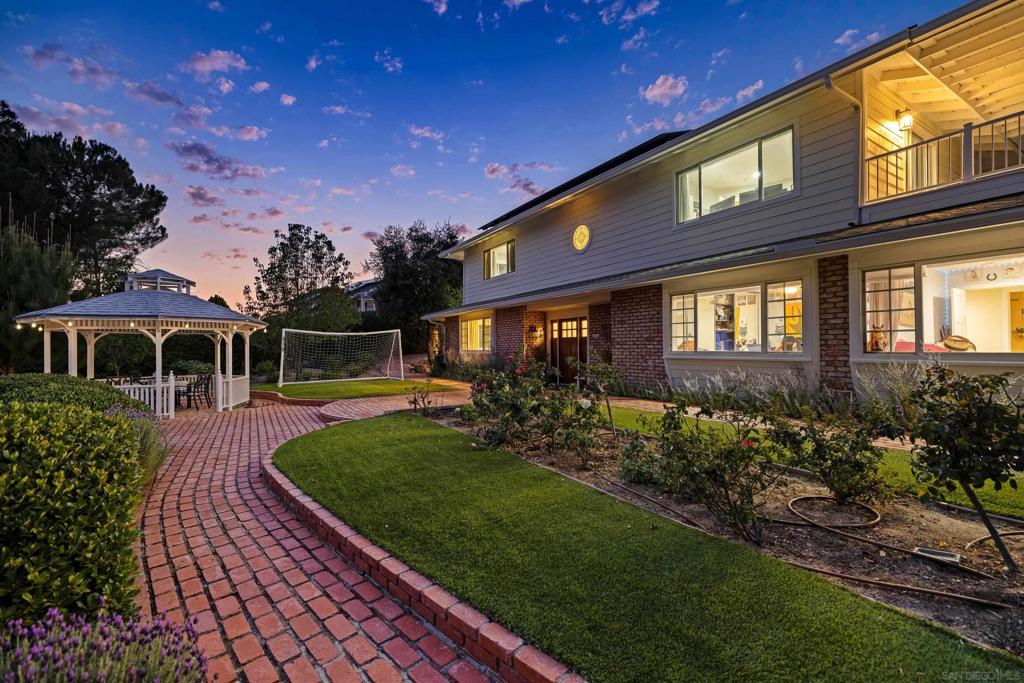 2222 Lindsay Michelle Dr