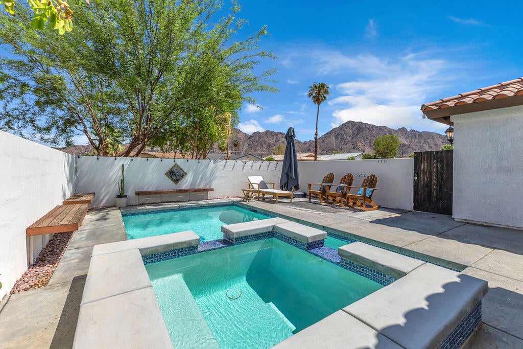 Properties 1 52905 Avenida Herrera