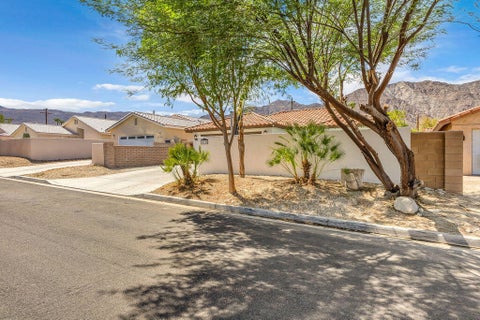 Tiny photo for 52905 Avenida Herrera, La Quinta, CA 92253 (MLS # 219152375DA)