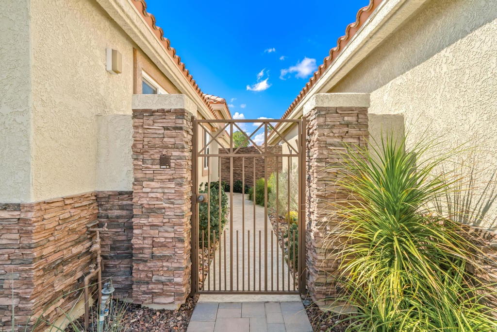 42741 Turqueries Avenue