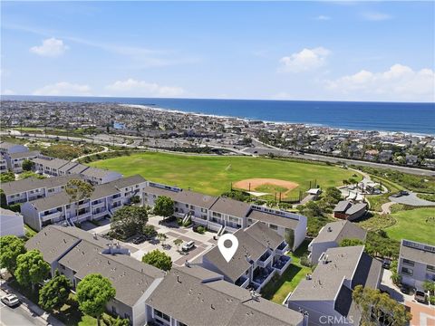 Photo of 18 Land Fall Court, Newport Beach, CA 92663 (MLS # NP26079822)