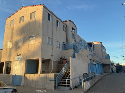 Photo of 828 W 9th Street St, San Pedro, CA 90731 (MLS # SB26001443)