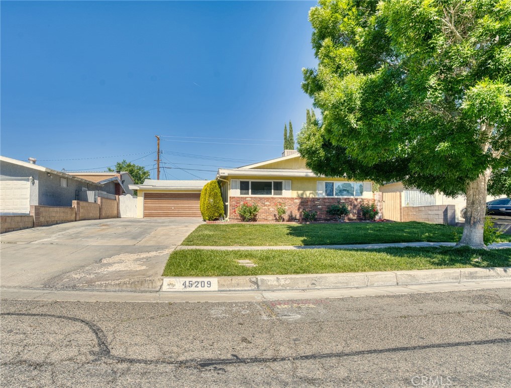 45209 Lorimer Avenue