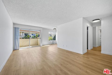 Photo of 1352 S Carmelina Avenue #203, Los Angeles, CA 90025 (MLS # 26635857)