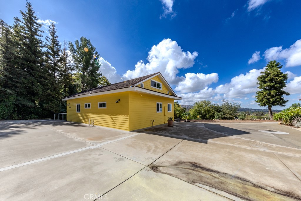 7655 E Silver Dollar Lane