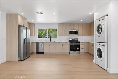 Photo of 17150 Mayall Street, Northridge, CA 91325 (MLS # SR26111334)