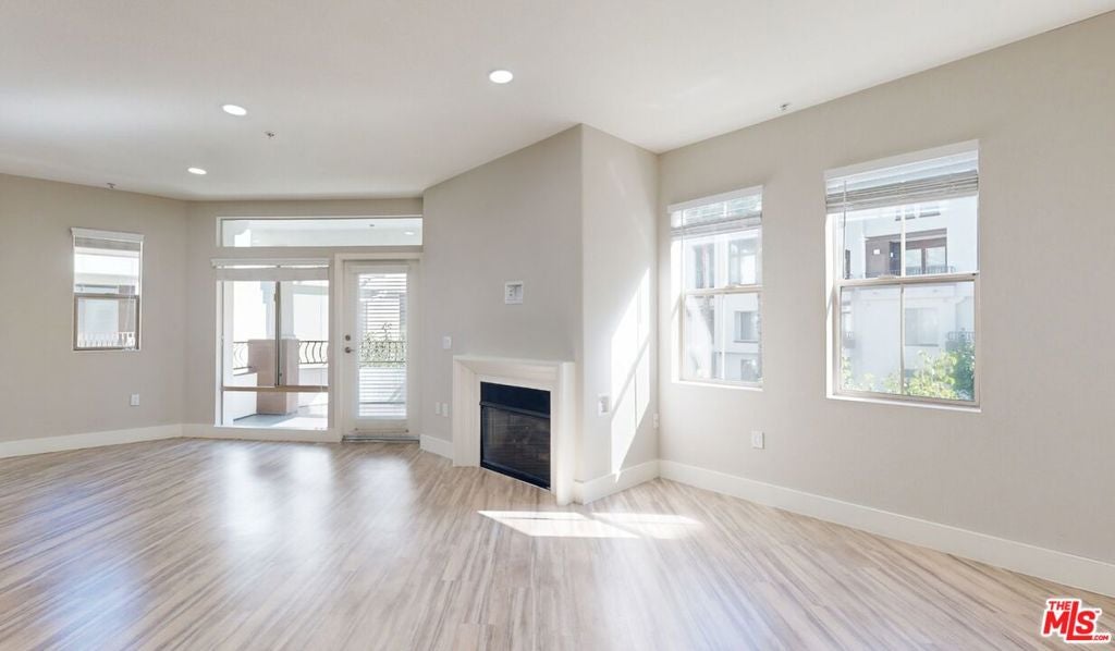 6280 W 3rd Street 4-331