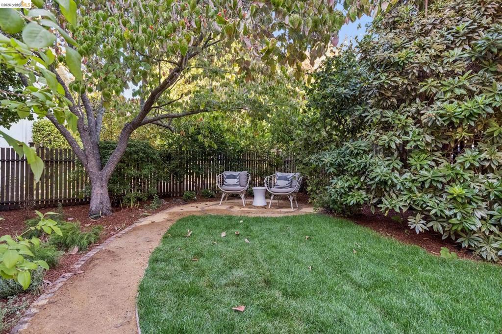 2710 Claremont Blvd.
