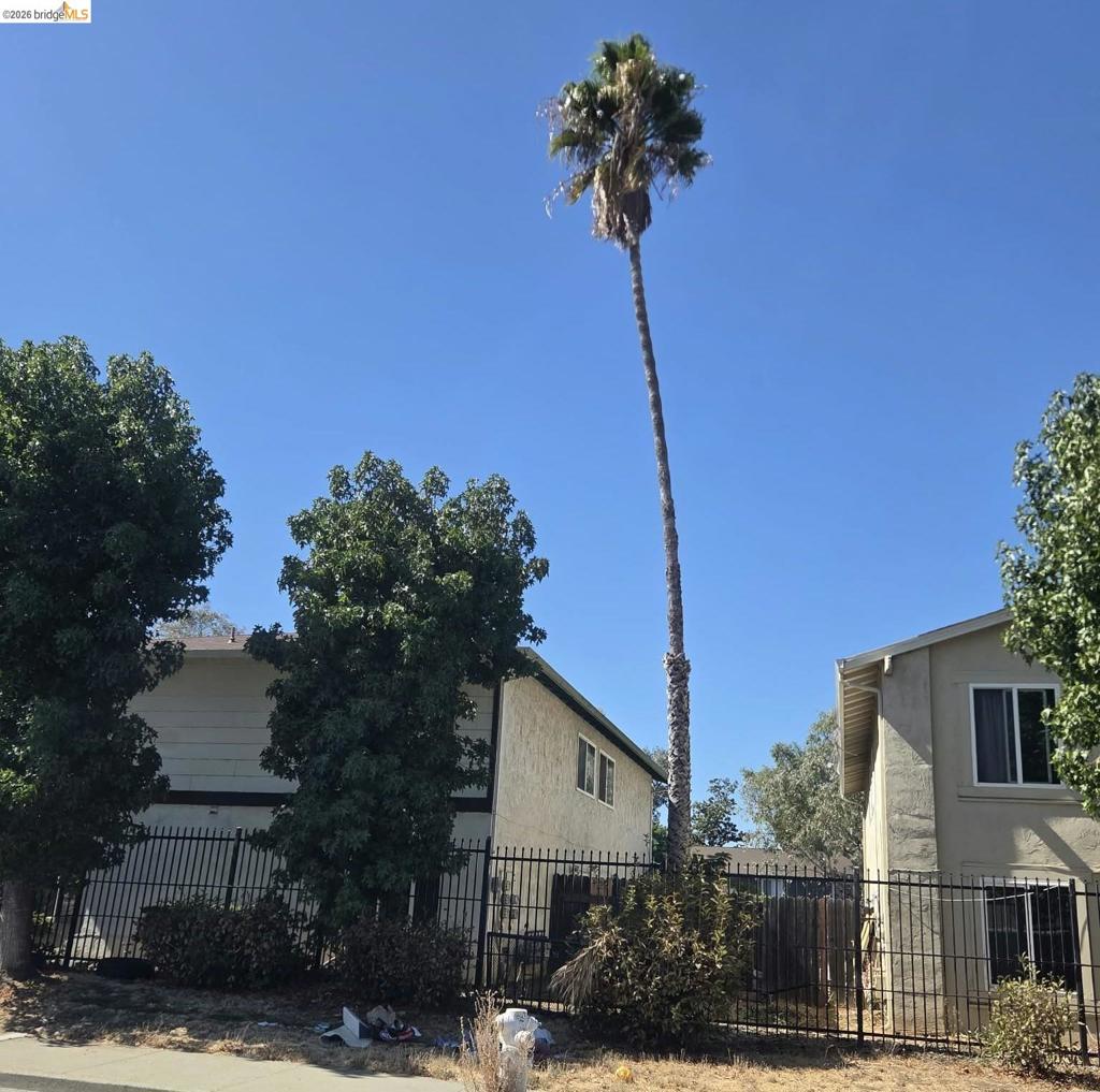 2204 Spanos St