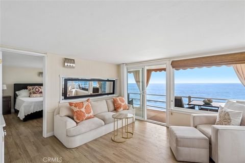 Photo of 1139 Gaviota Drive Dr, Laguna Beach, CA 92651 (MLS # LG26062282)