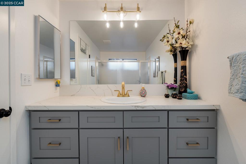CROW CANYON C.C. - Residential
