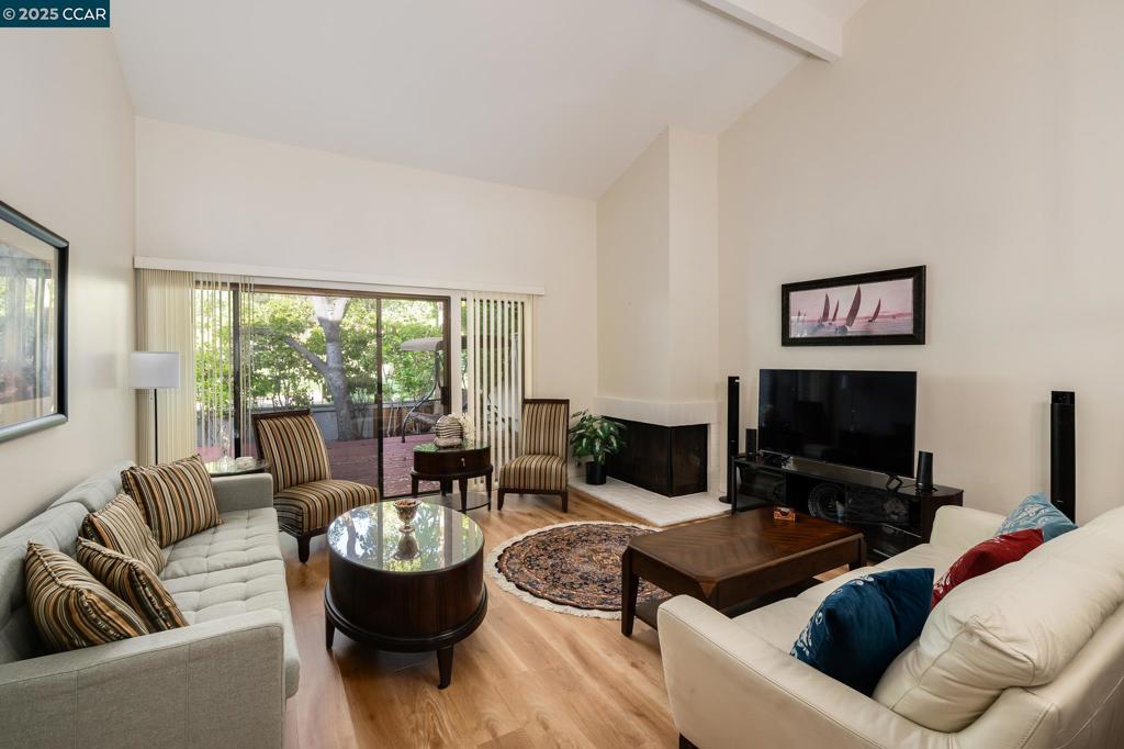 CROW CANYON C.C. - Residential