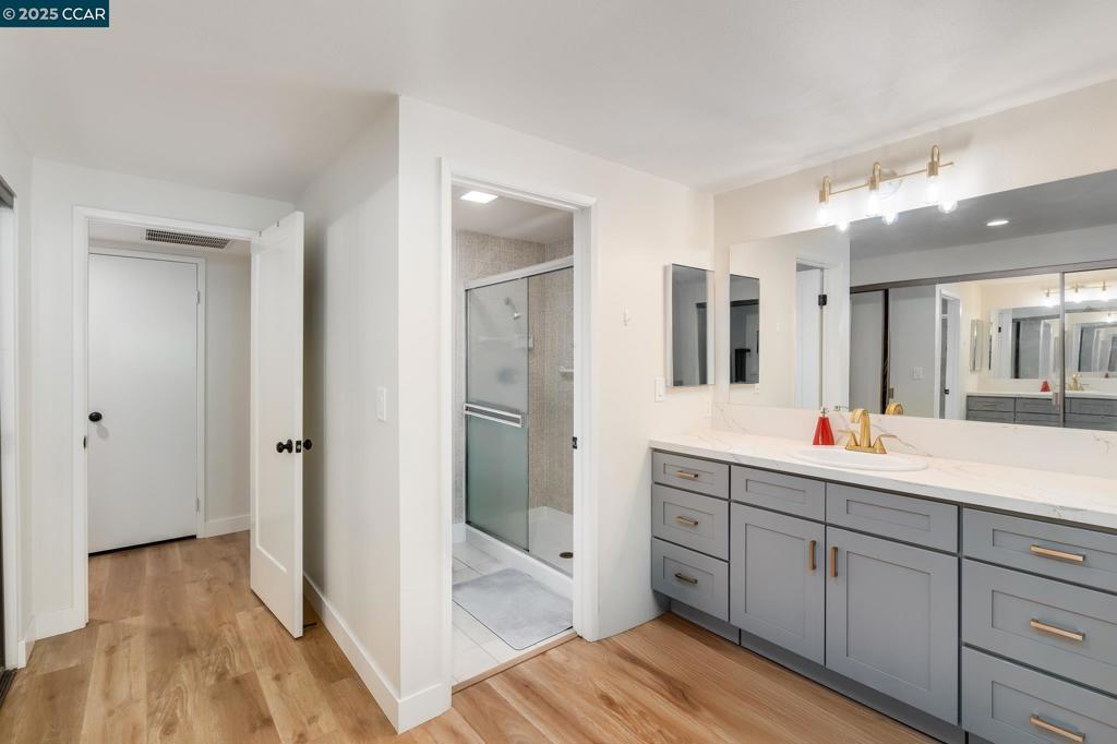 CROW CANYON C.C. - Residential