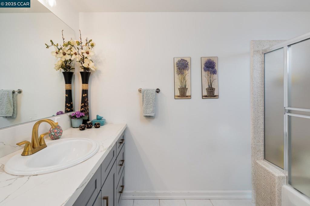 CROW CANYON C.C. - Residential