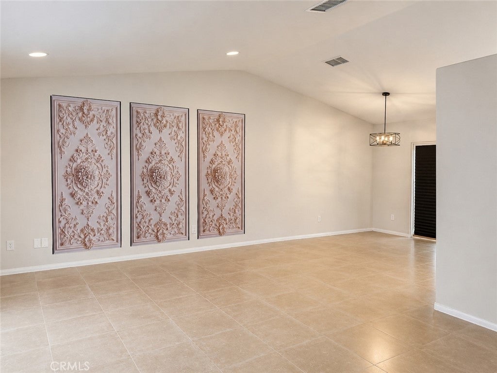 7619 DUMOSA Avenue