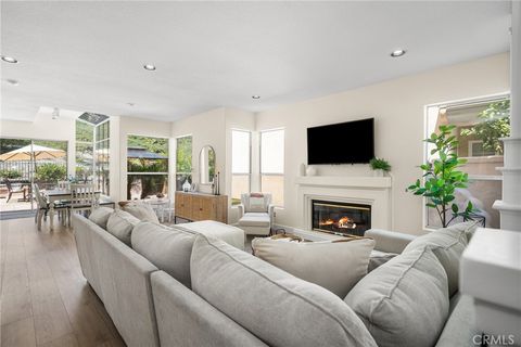 67 Blazewood Lake Forest CA 92610