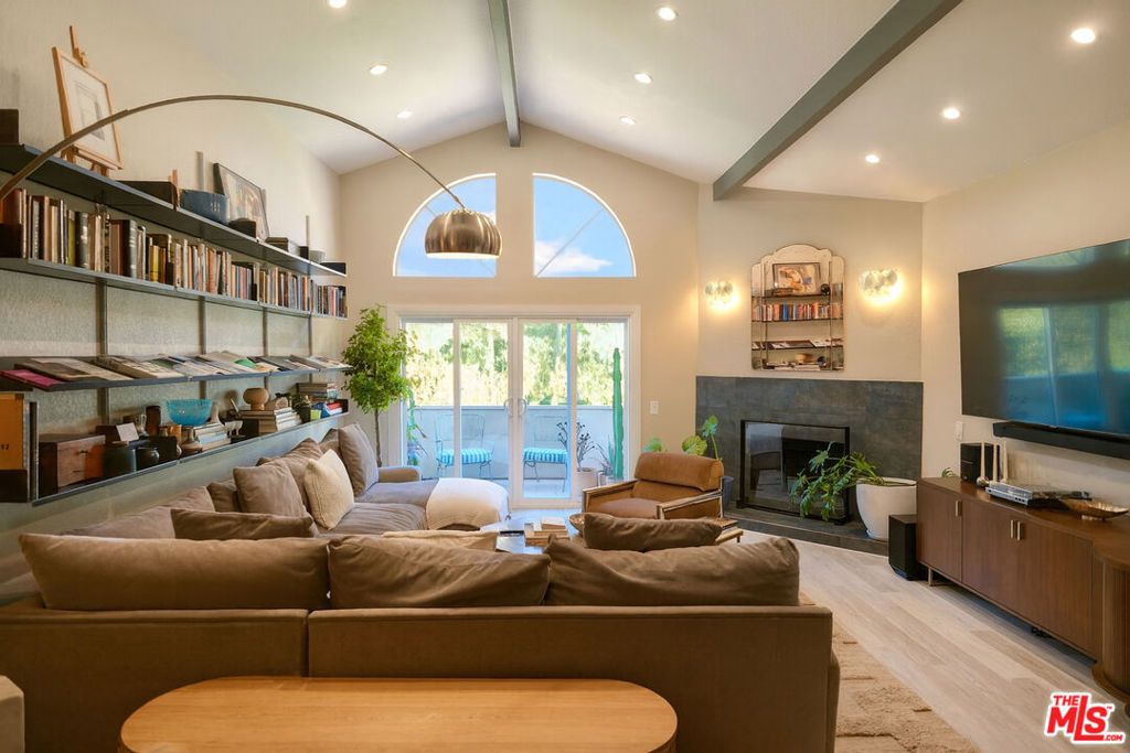Photo of 3284 Barham Boulevard #301, Los Angeles, CA 90068 (MLS # 25610509)