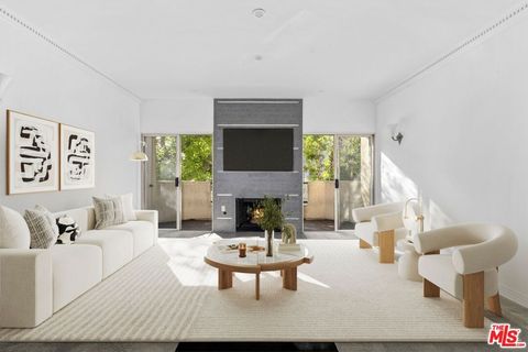 14347 Albers Street 201 Sherman Oaks CA 91401