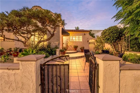 143 Roycroft Avenue, Long Beach, CA 90803 - MLS#: PW25191740