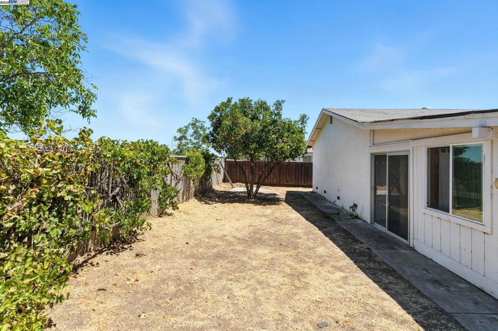 BRENTWOOD - Residential