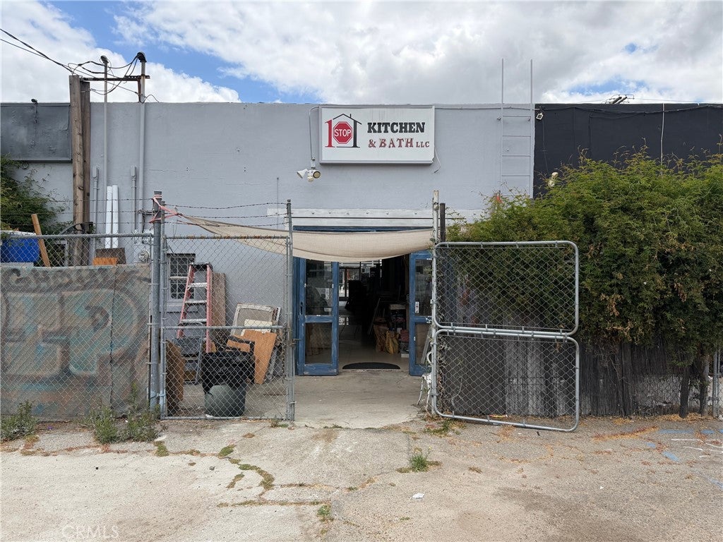 7059 Reseda