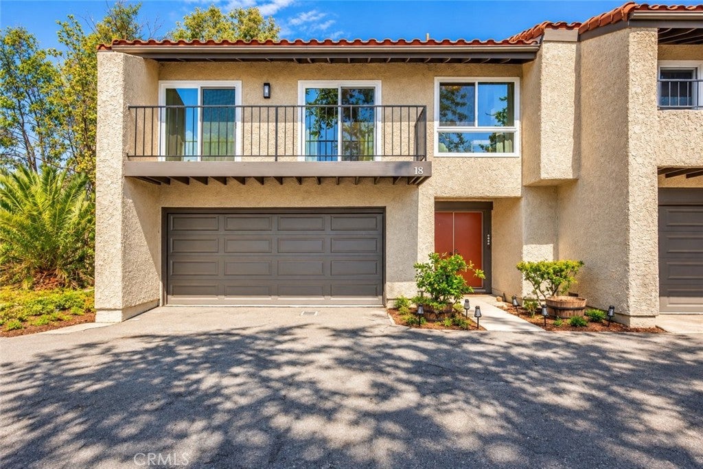 19565 Rinaldi Street 18