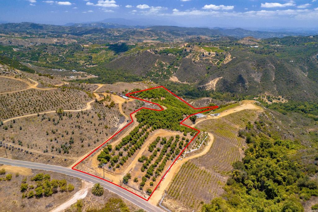 1 Los Gatos Road