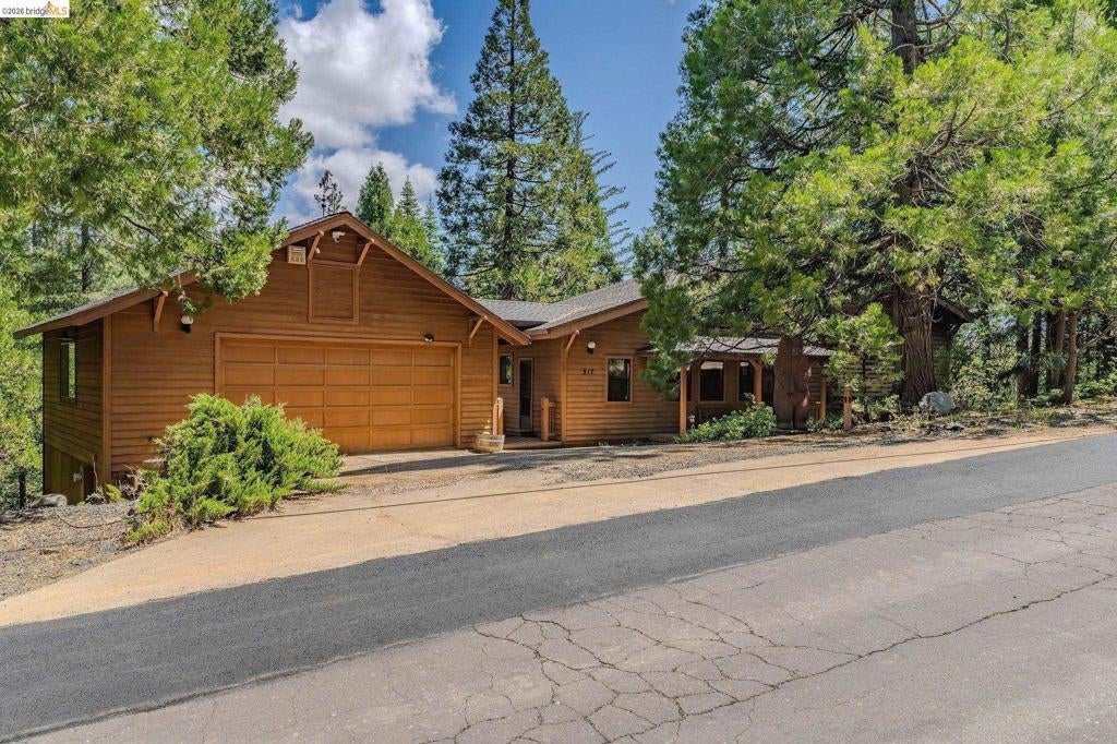 317 Canyon View Dr