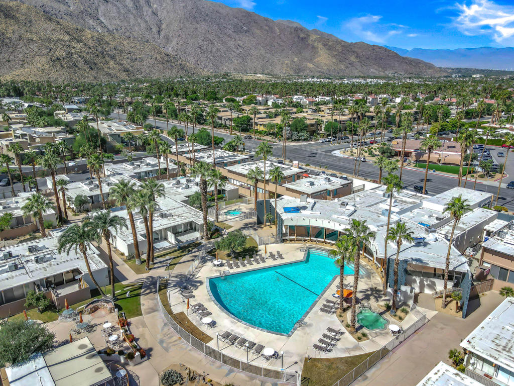 Ocotillo Lodge - Residential