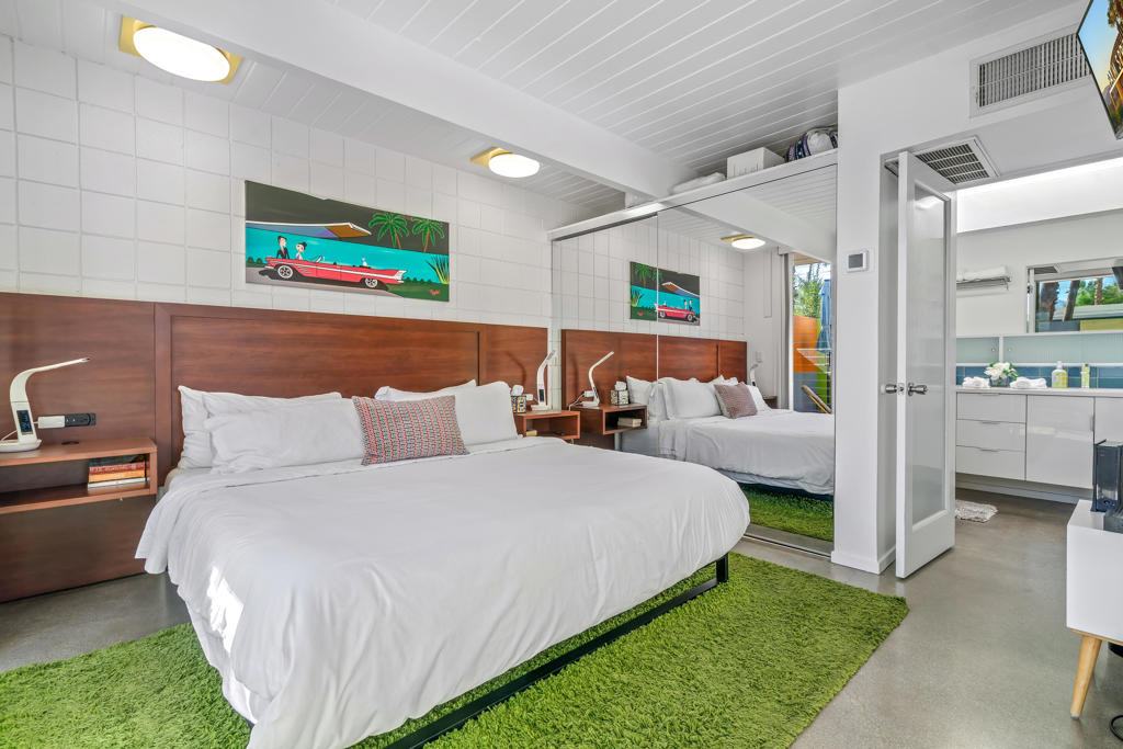 Ocotillo Lodge - Residential