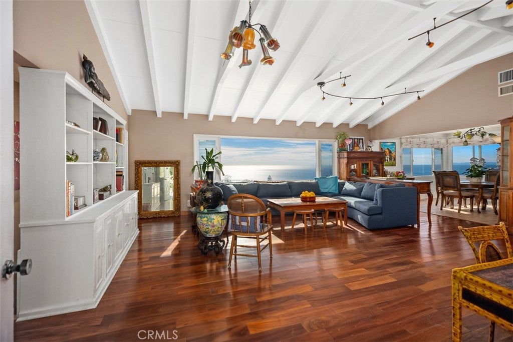 2 N Vista De La Luna, Laguna Beach CA 92651 - Photo 8