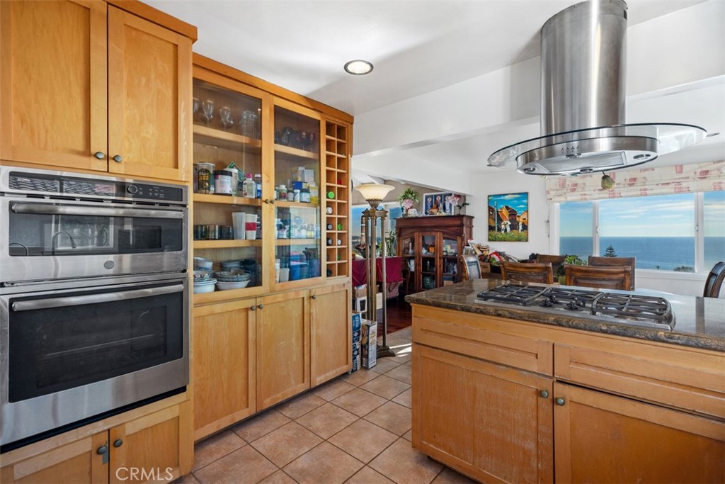 2 N Vista De La Luna, Laguna Beach CA 92651 - Photo 20