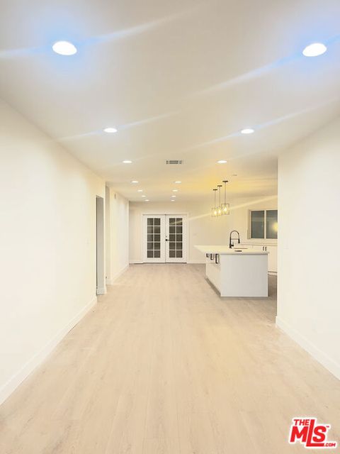 Photo of 15147 Otsego Street, Sherman Oaks, CA 91403 (MLS # 26659487)