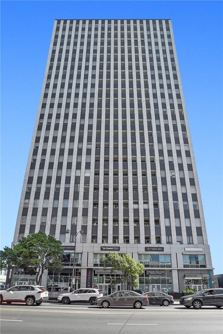 Properties 1 3810 Wilshire Boulevard 1009