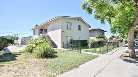 Photo of 1714 Evergreen Street, Santa Ana, CA 92707 (MLS # PW26076953)