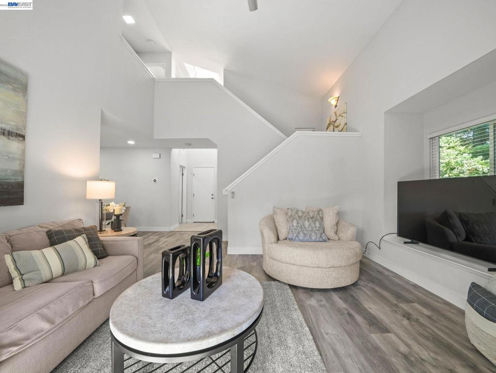5371 San Simeon Pl