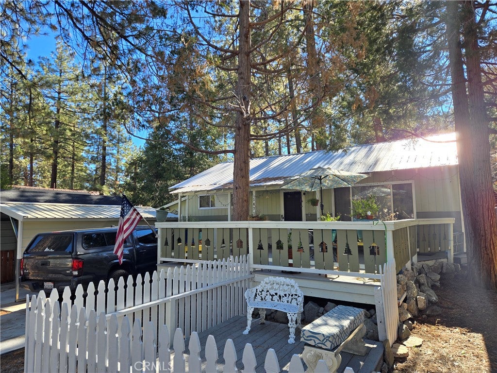 1671 Twin Lakes