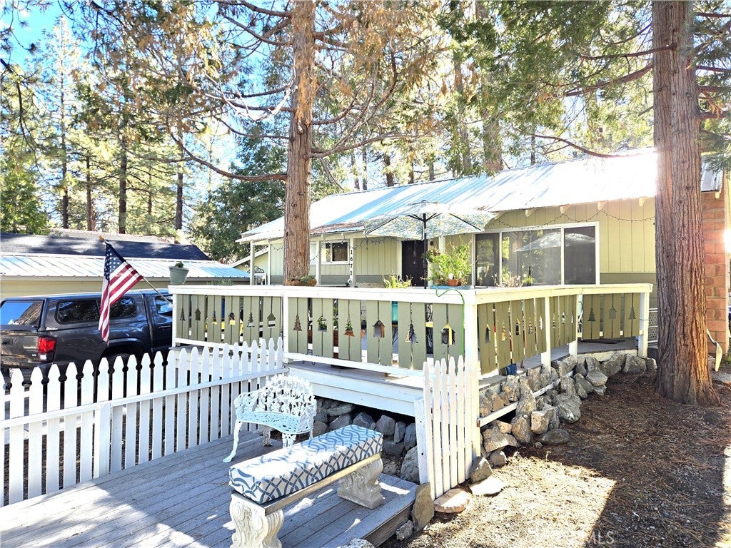 1671 Twin Lakes