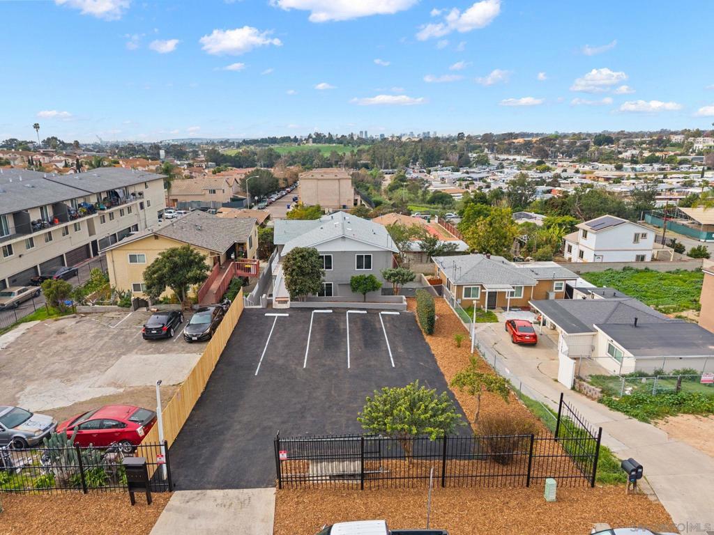 320 Willie James Jones Ave