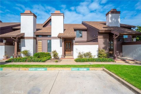 Photo of 244 S Elm St, Arroyo Grande, CA 93420 (MLS # PI25260029)