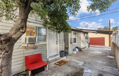 Photo of 833 Pepper WAY, Glendale, CA 91205 (MLS # SR26186135)