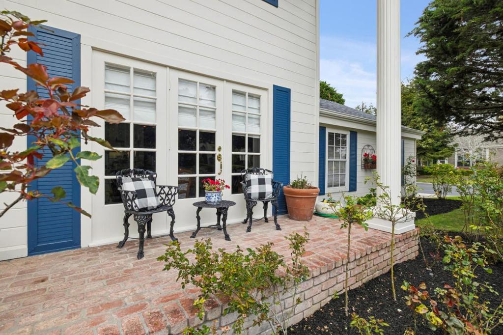 2120 Saint Andrews Road