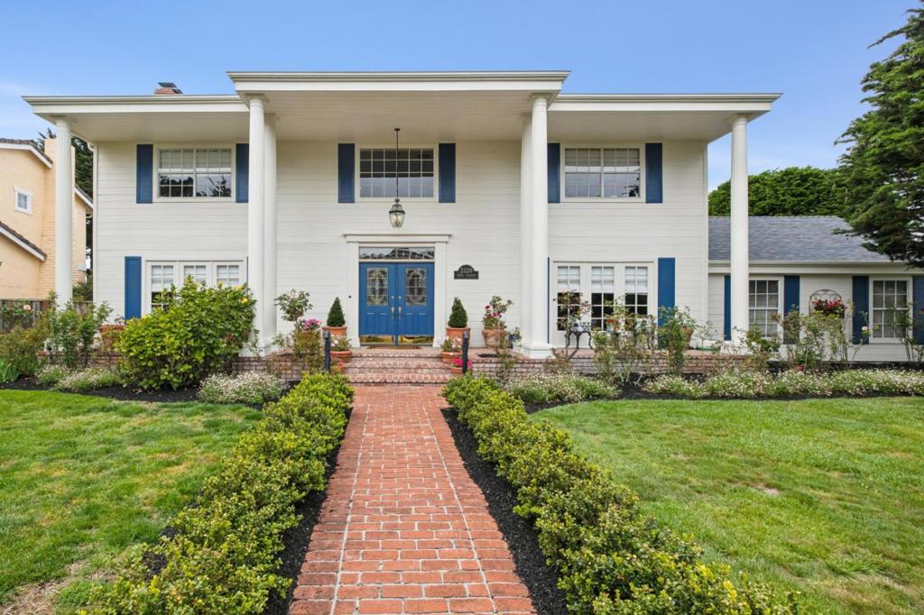 2120 Saint Andrews Road