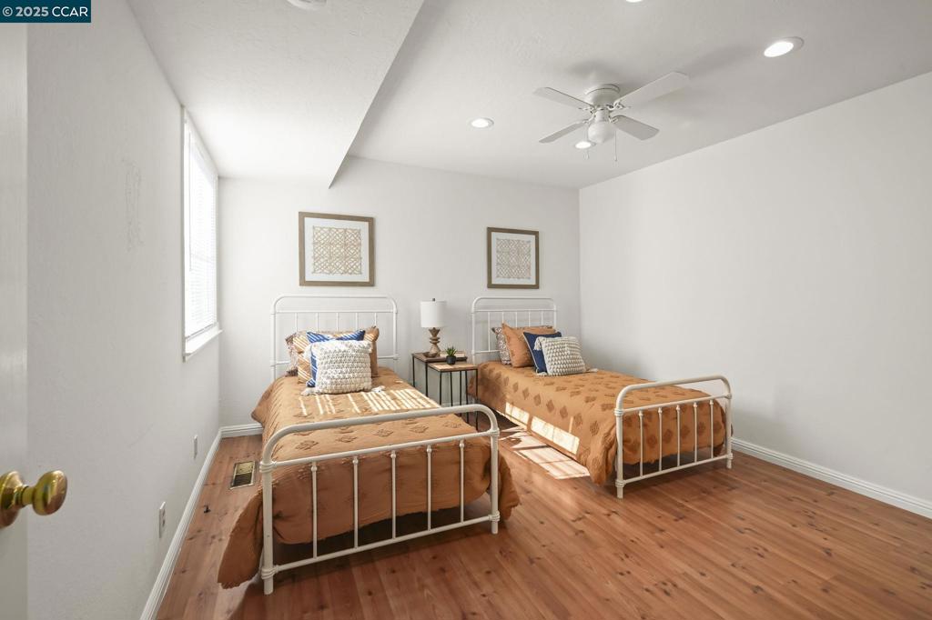 BANCROFT VILLAGE - Residential