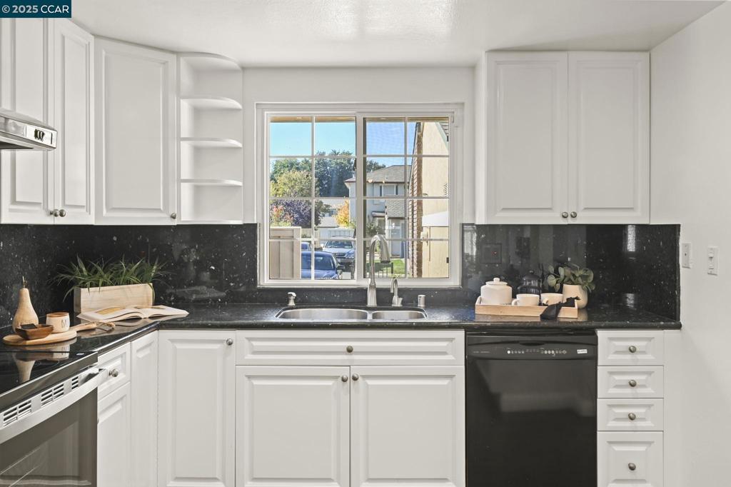 BANCROFT VILLAGE - Residential