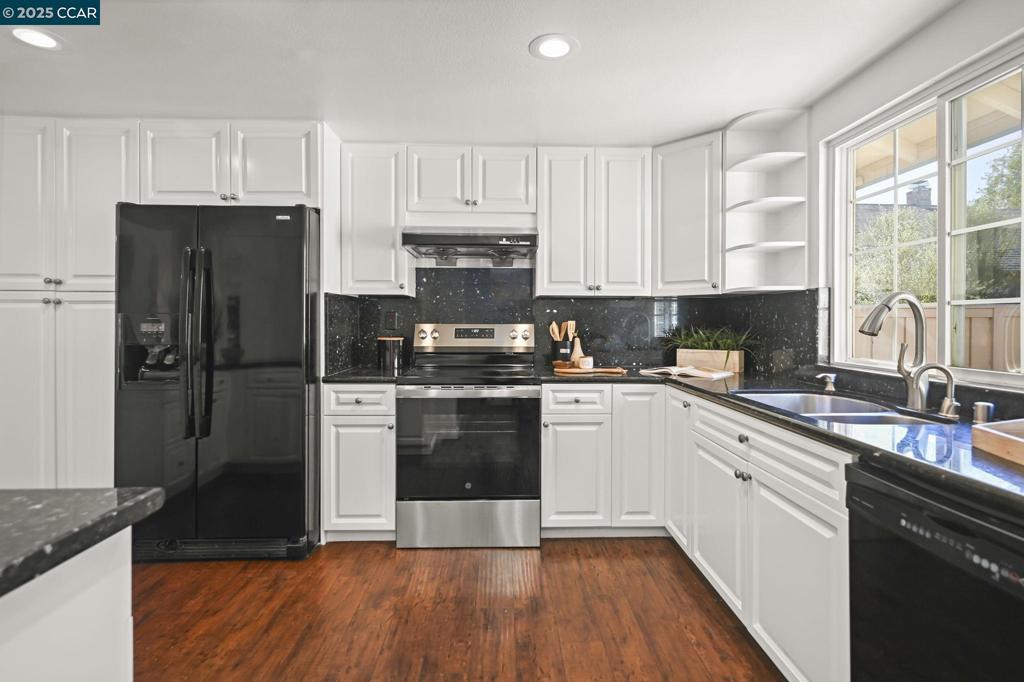 BANCROFT VILLAGE - Residential