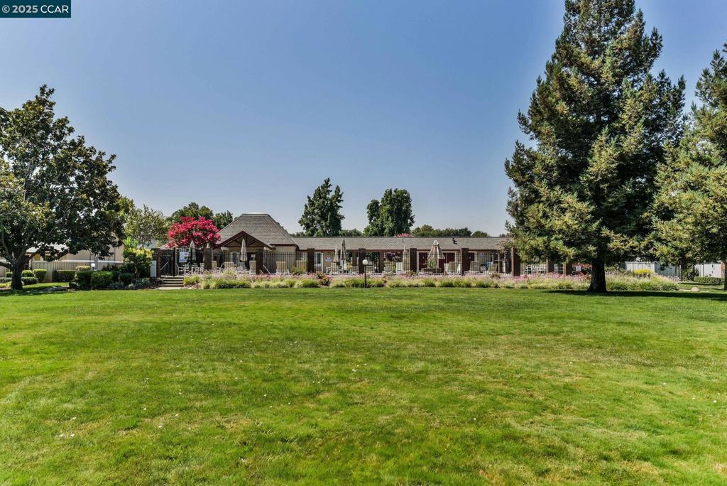 BANCROFT VILLAGE - Residential